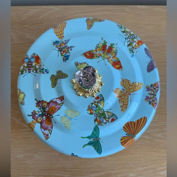 Mackenzie-Childs Cake Dome - Picture 4 of 7